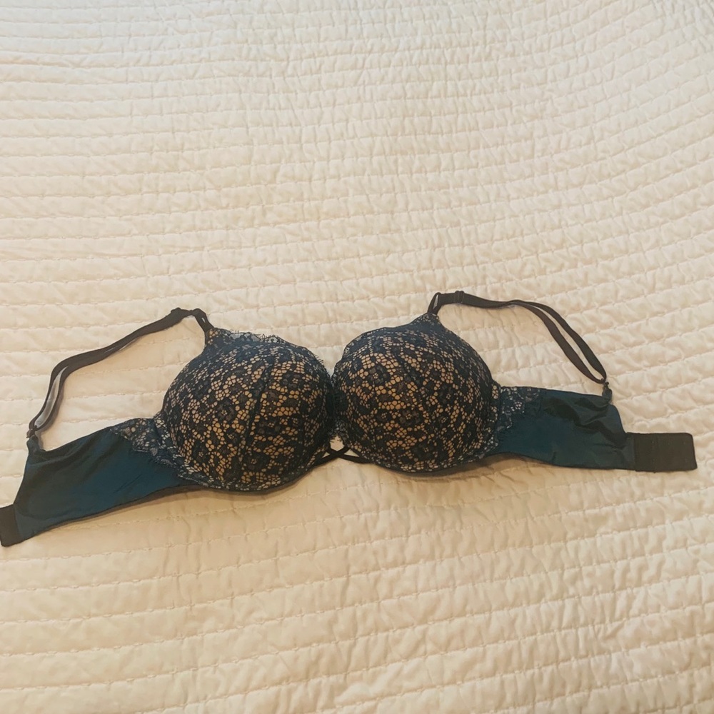 Victoria’s Secret Plunge Bra